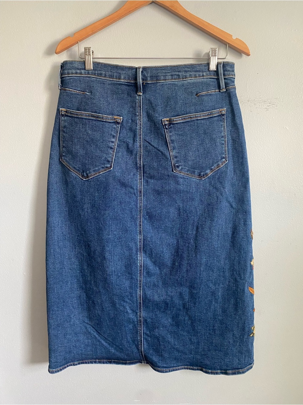 Driftwood Floral Embroidered Denim Skirt Size 12 Western Cowgirl Coastal Cottage - Picture 4 of 9
